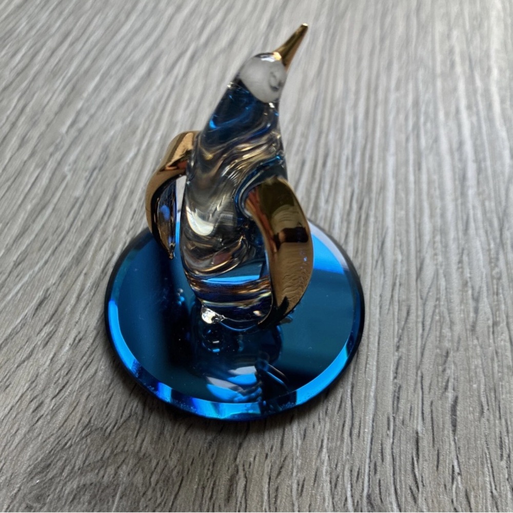 Vintage GLASS BARON Poppy Penguin on Blue Mirror